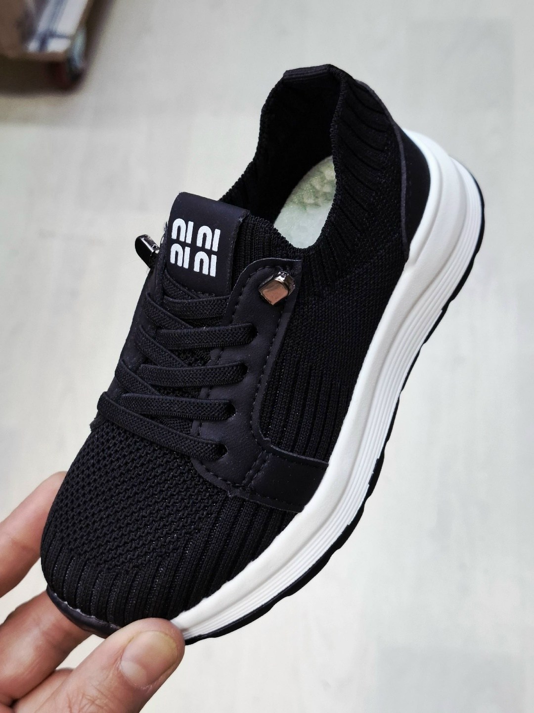 ,кроссовки женскиe,спортивная ,кроссовки повседневные,кроссовка