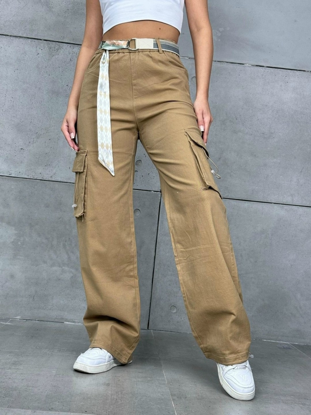 модные брюки-карго с высокой талией и карманами,брюки карго,брюки-карго женские,брюки карго широкие,штаны карго женские широкие