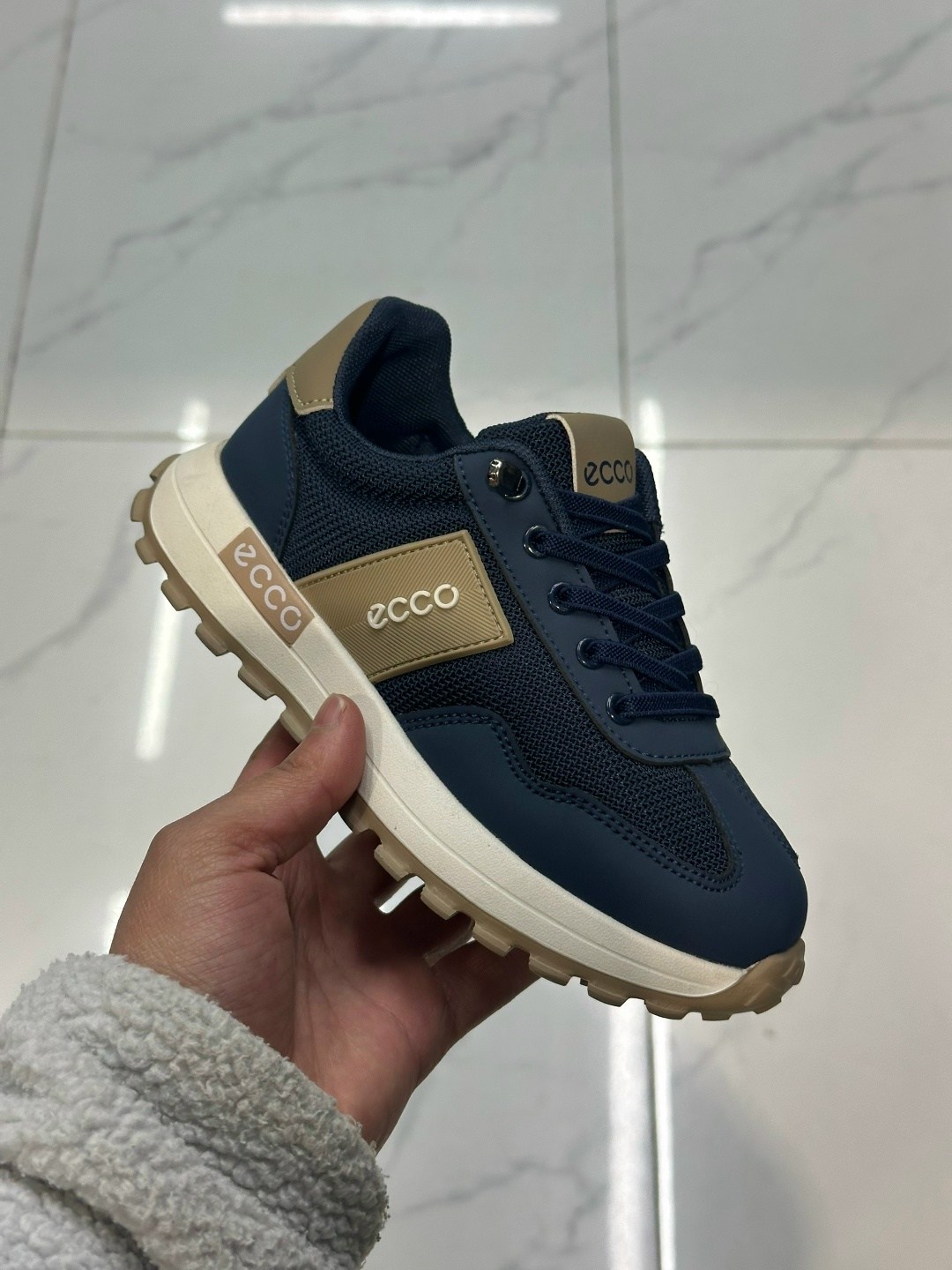 кроссовки ecco мужские,,кроссовки мужские зимние ecco,мужские кроссовки,кроссовки для мужчин