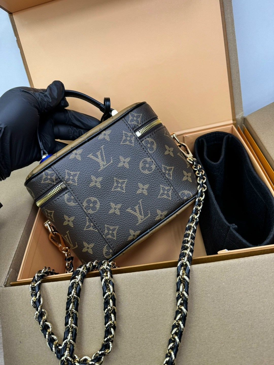 женская сумка louis vuitton,louis vuitton сумка на плечо,louis vuitton сумка ведро на плечо,сумка луи виттон,cумка louis vuitton