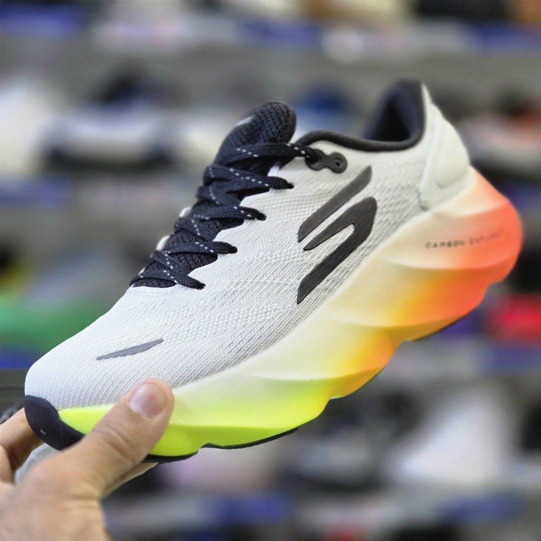 беговые кроссовки,кроссовки,кроссовки для бега,кроссовки skechers,повседневные кроссовки