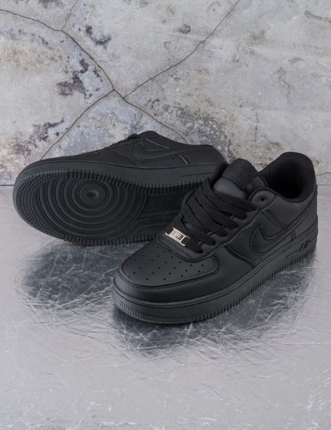 кроссовки nike air force 1,nike air force 1 low triple black,nike air force 1 low черные,кроссовки nike air force 1 low black,черные кроссовки