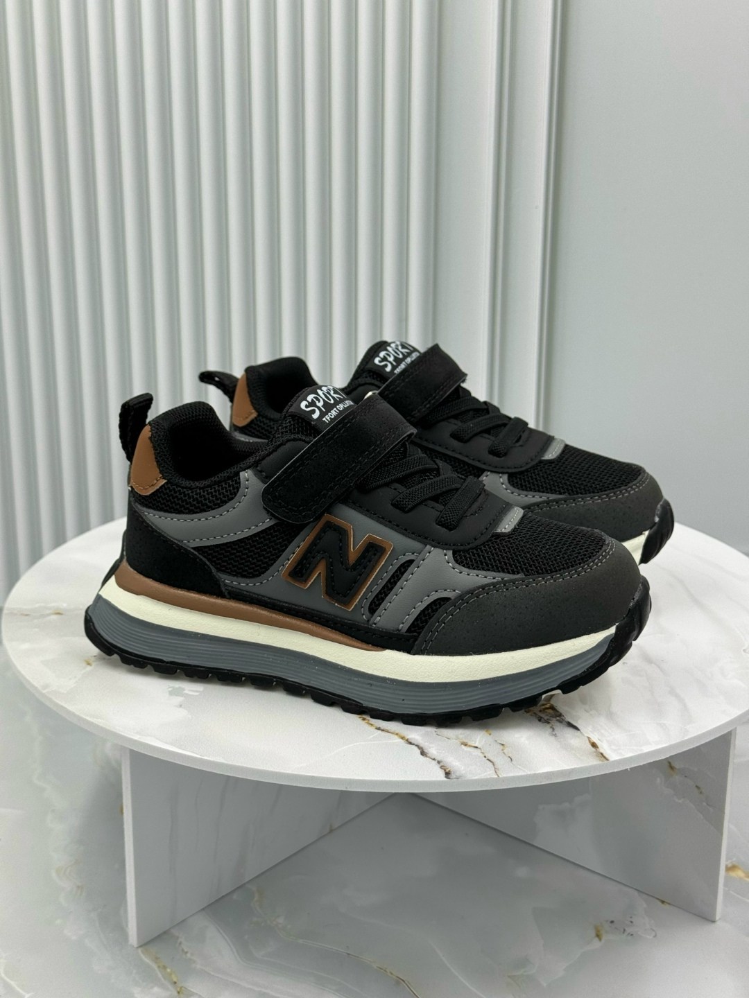 кроссовки,детские кроссовки,кроссовки мальчику,спортивная ,кроссовка детская