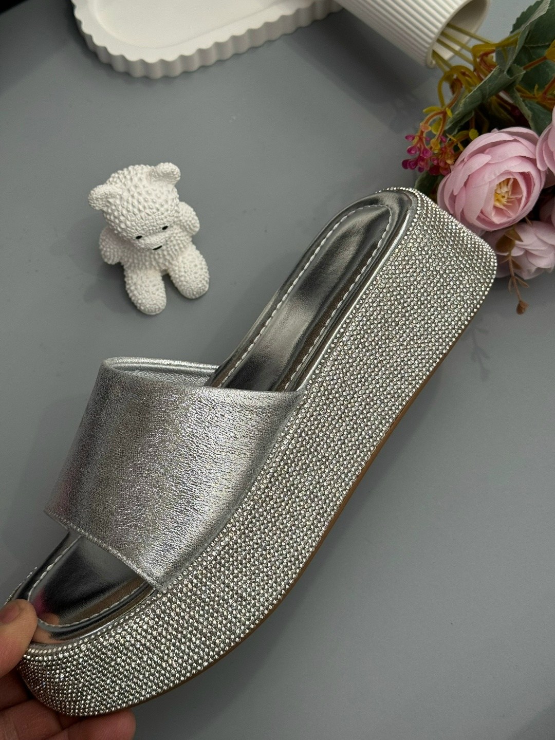 ,шлепанцы женские,шлепанцы со стразами,шлепки со стразами,шлепки женские