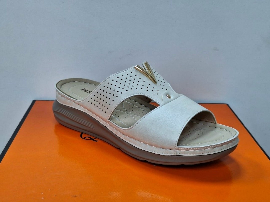 ,сабо женские,пантолеты женские,сандалии женские,сабо с перфорацией