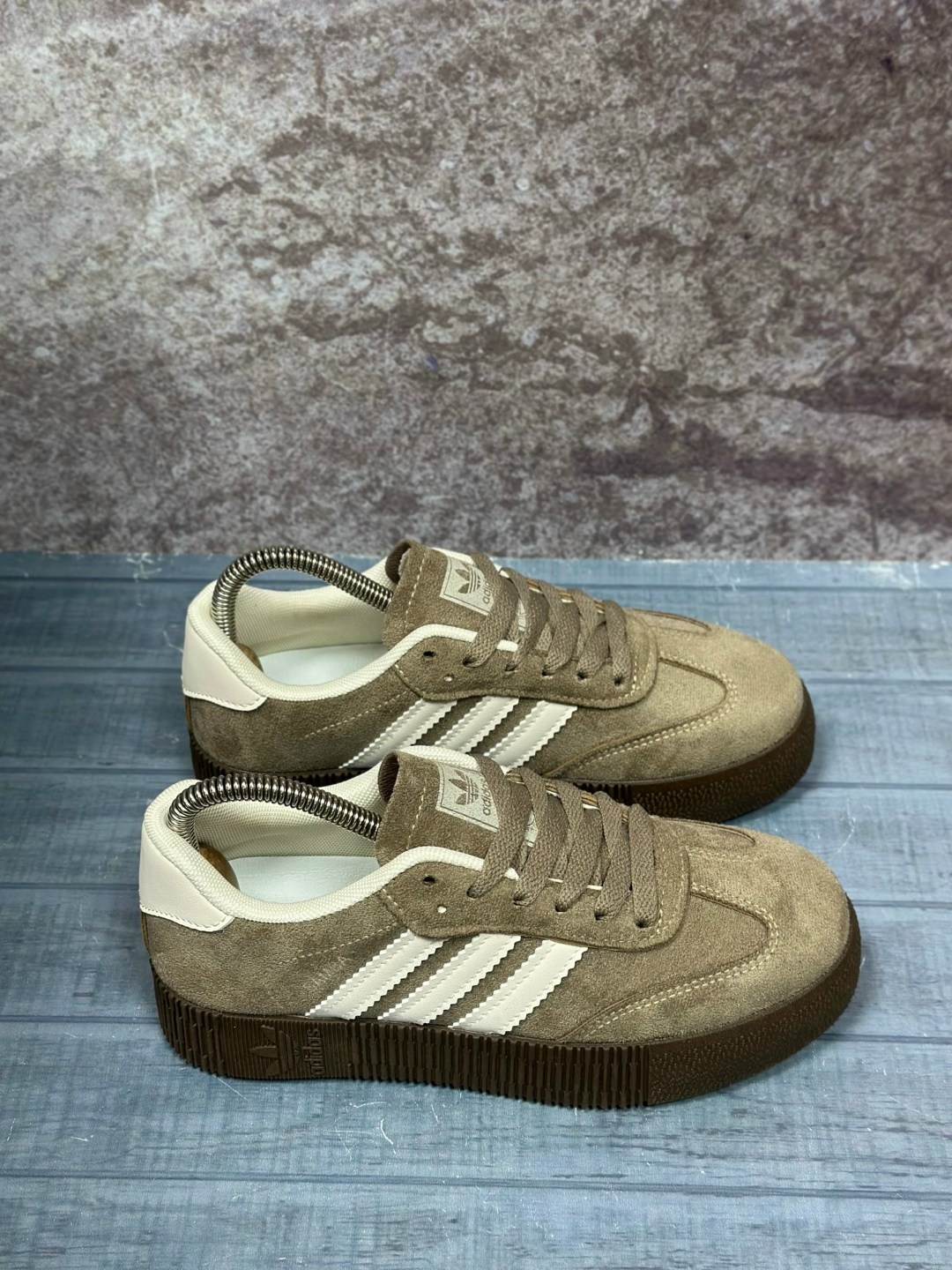 ,кроссовки adidas,кроссовки adidas spezial,кроссовки adidas samba,бежевые кроссовки