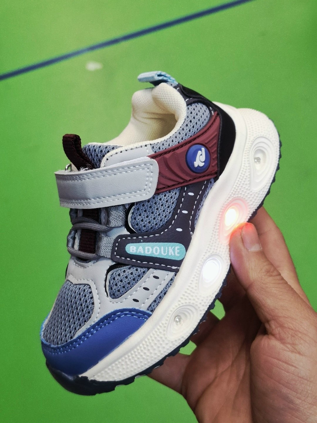 детские кроссовки,кроссовки мальчику,детские кроссовки для мальчика,кроссовки закрытые,детская