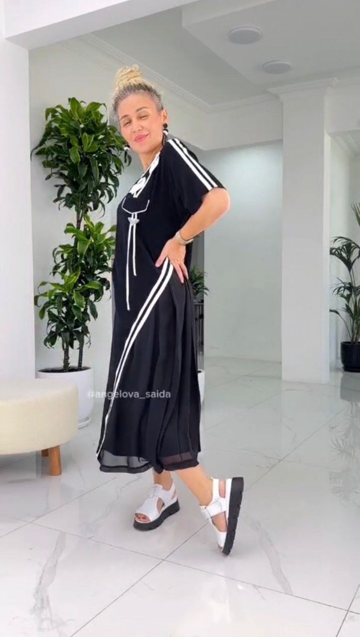 платье,платье в спортивном стиле,трикотажное платье,платье прямое,спортивное платье