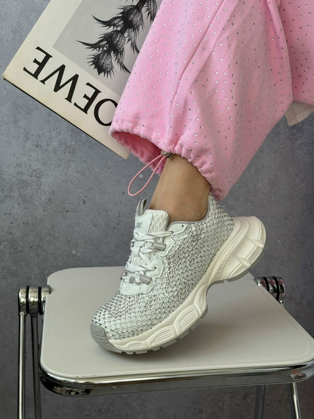 женские кроссовки,,спортивная ,модные кроссовки,повседневные кроссовки