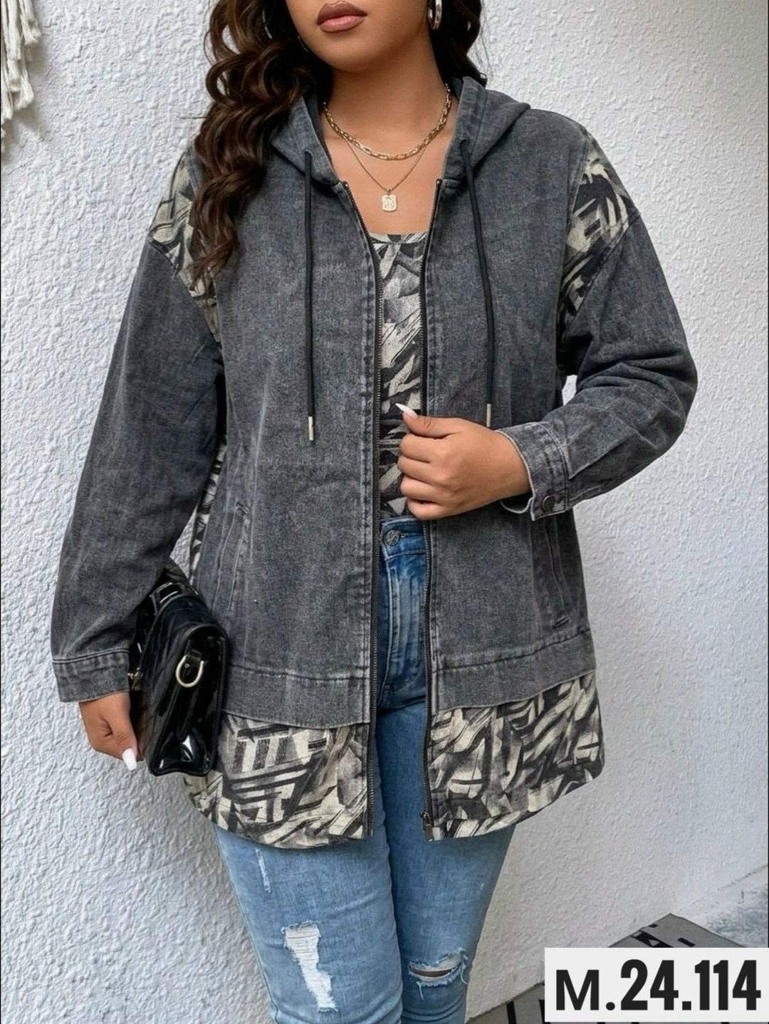 женская джинсовая куртка,женская джинсовая куртка большого размера,джинсовая куртка,джинсовая куртка удлиненная,женская джинсовая куртка с капюшоном