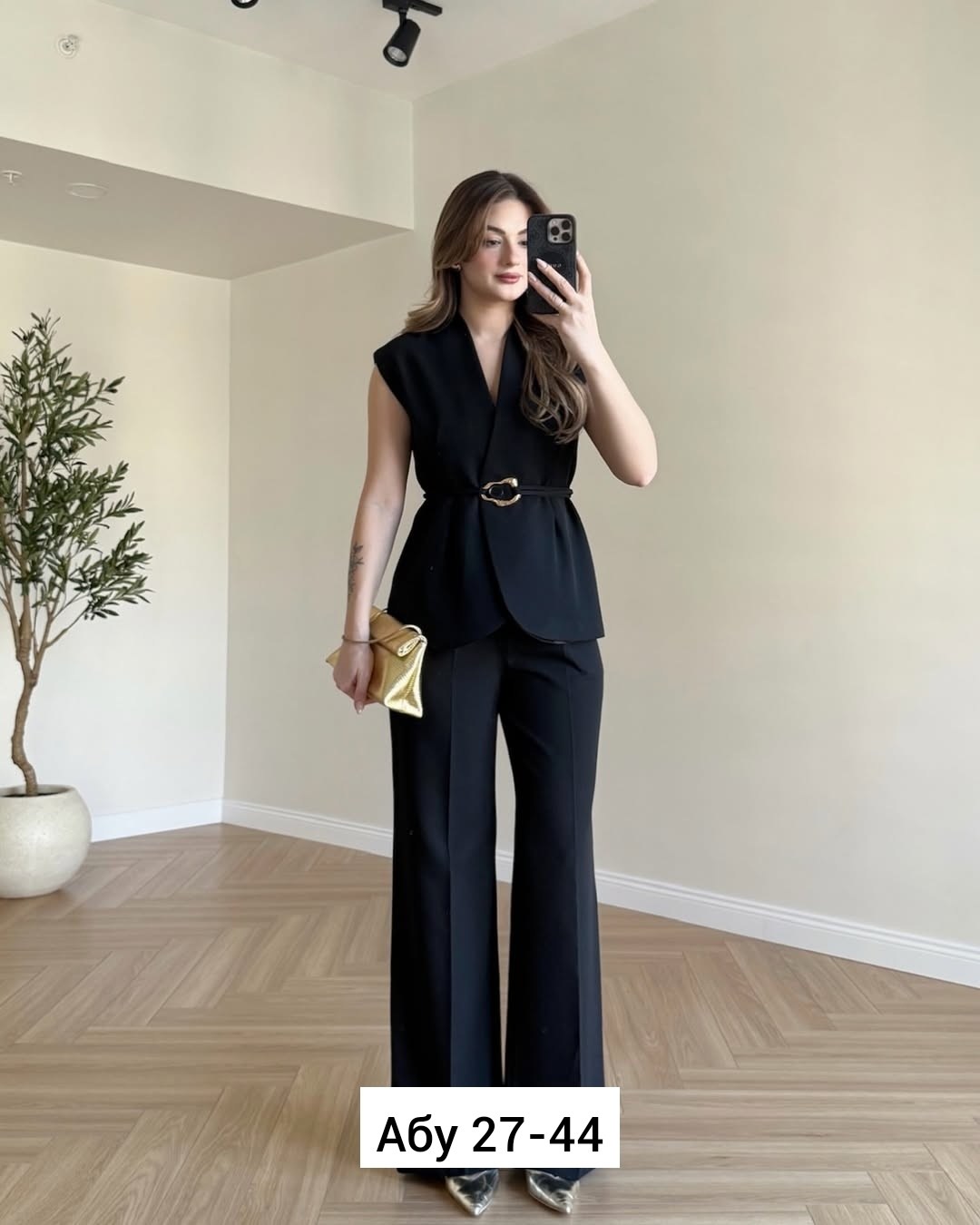 брючный костюм женский,женский костюм,элегантный брючный костюм,белый брючный костюм,костюм с жилетом и брюками