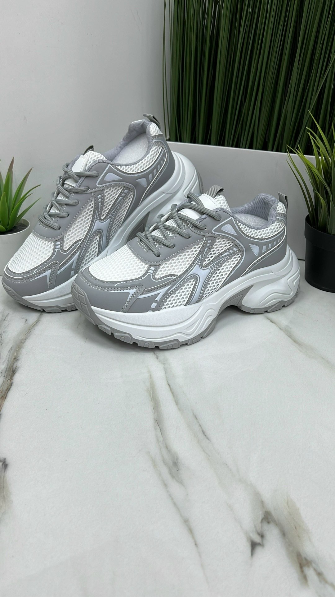 кроссовки женские,массивные кроссовки женские,массивные кроссовки,кроссовки для женщин,модные кроссовки