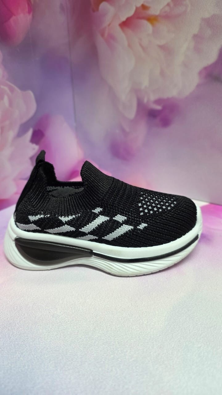 ,кроссовки,детская ,детские кроссовки,спортивная