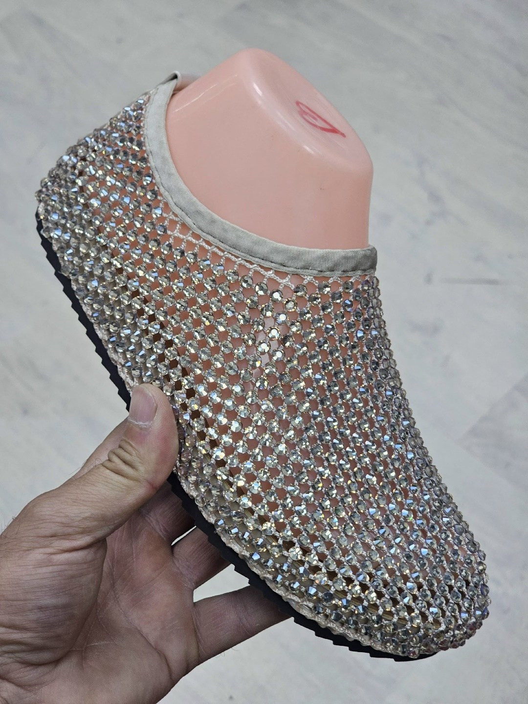 ,женская , на плоской подошве,босоножки в сетку,босоножки с перфорацией