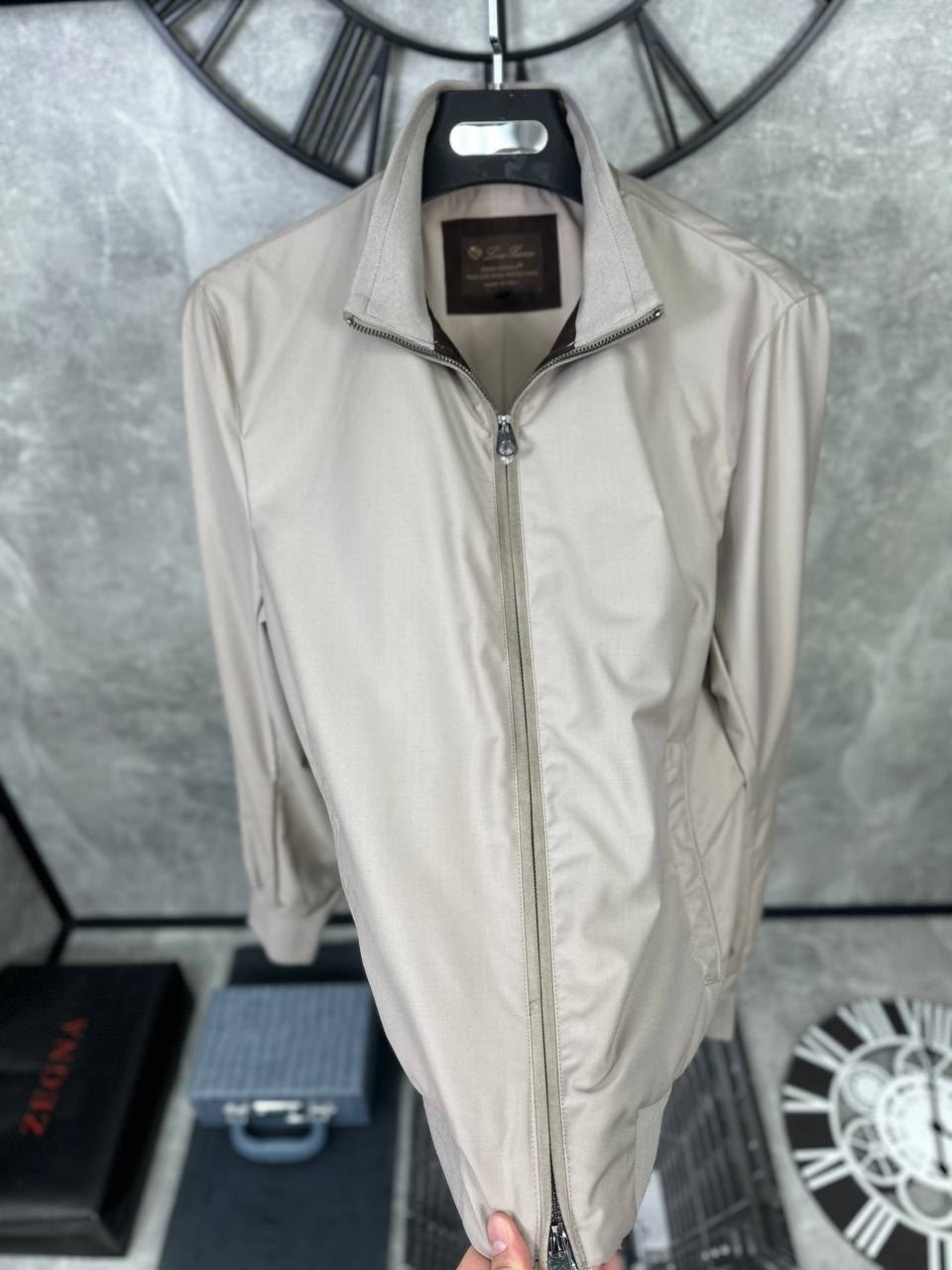 бомбер куртка,мужская куртка бомбер,куртка,брендовые куртки,легкая куртка