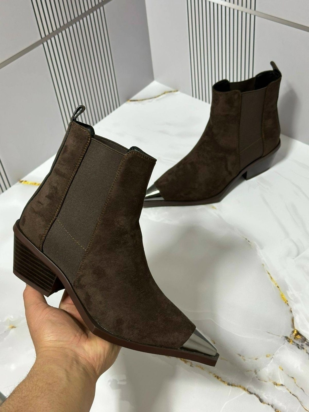 ,казаки замшевые эконика,замшевые ботинки,ботильоны женские,ботинки казаки замшевые