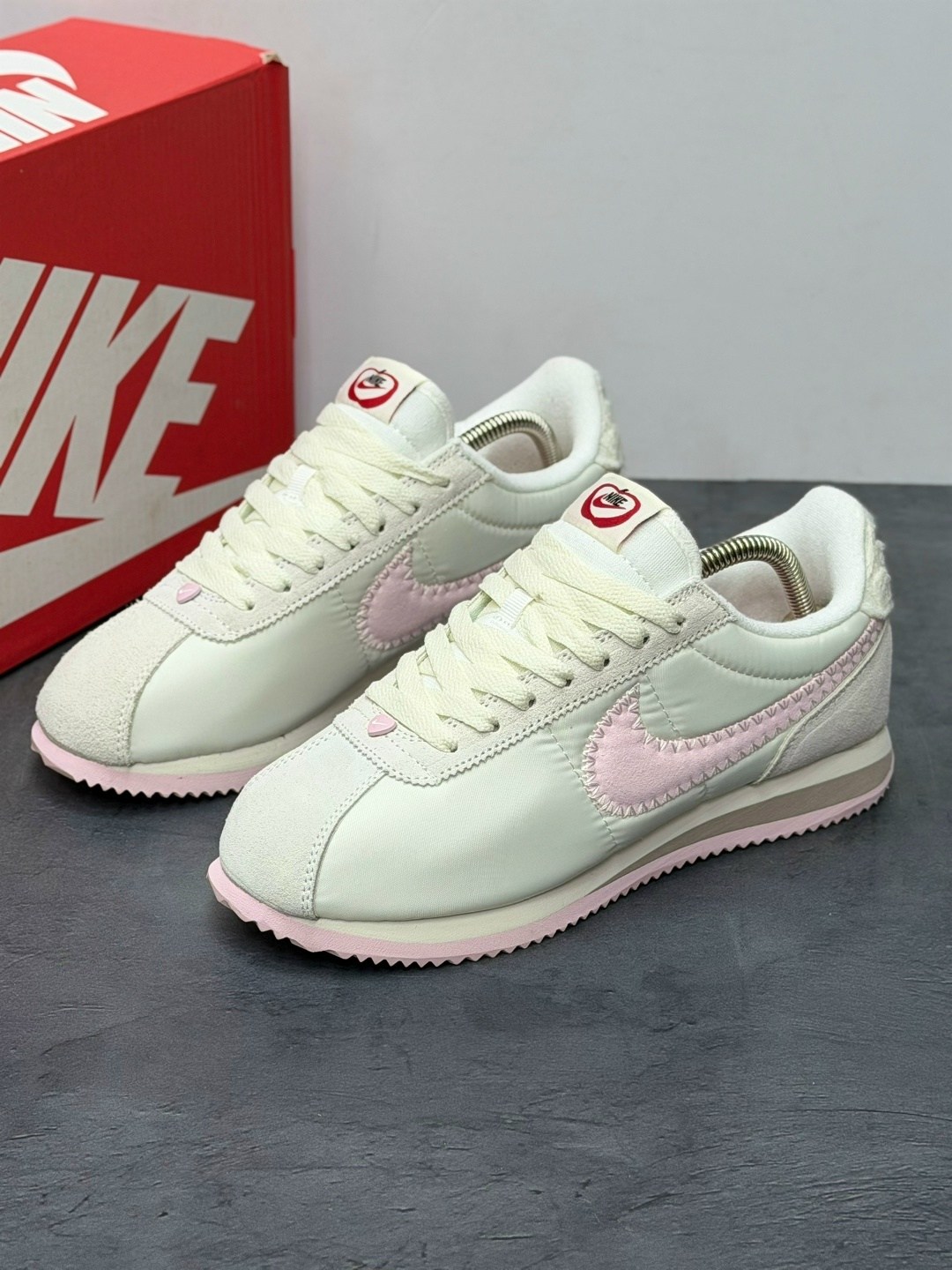 nike cortez classic,кроссовки nike classic cortez,кроссовки nike cortez женские,кроссовки nike cortez,кроссовки