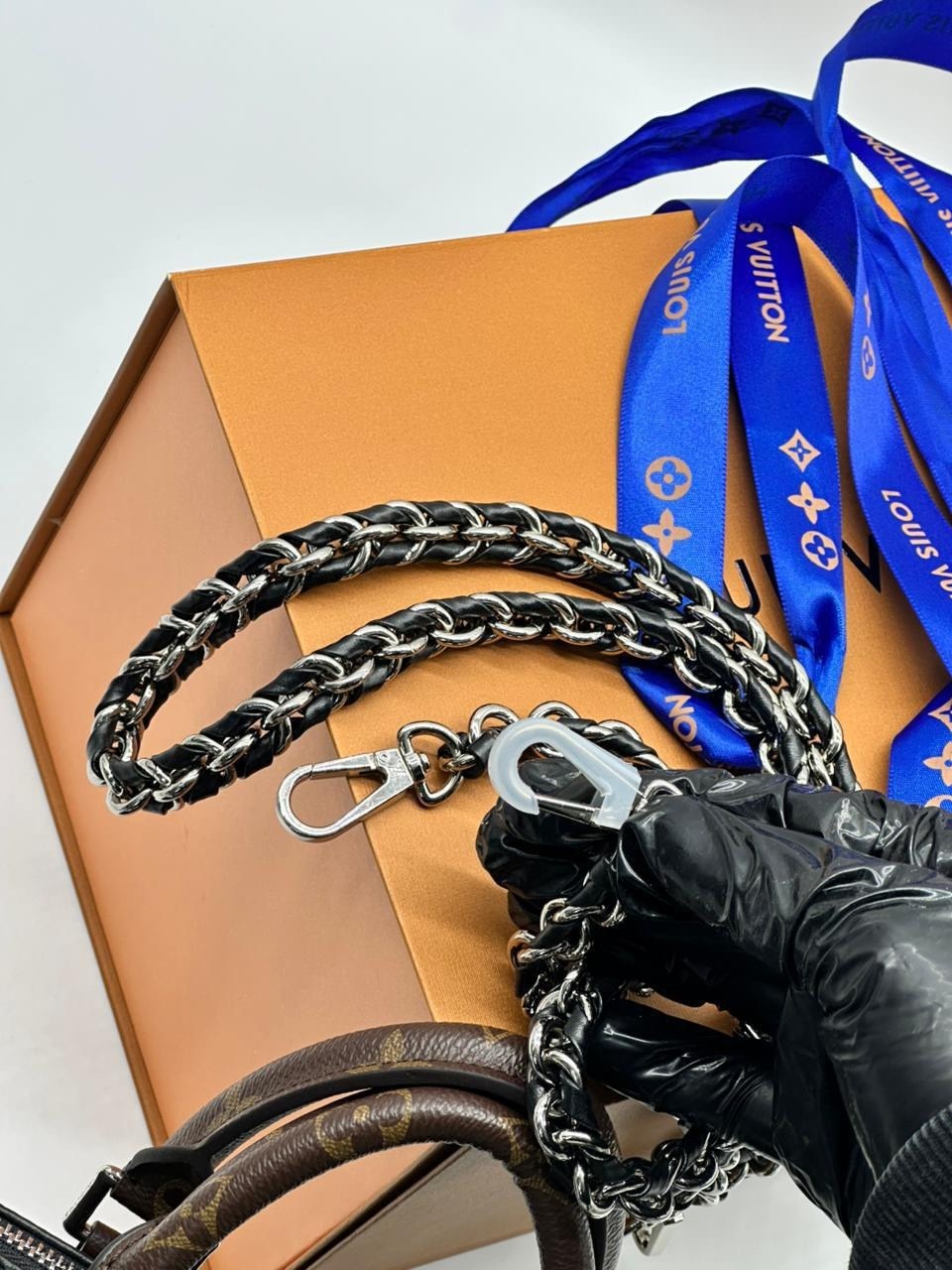 louis vuitton ремень упаковка,подарочная коробка louis vuitton,louis vuitton коробка,louis vuitton коробка оригинал оранжевый,louis vuitton monogram