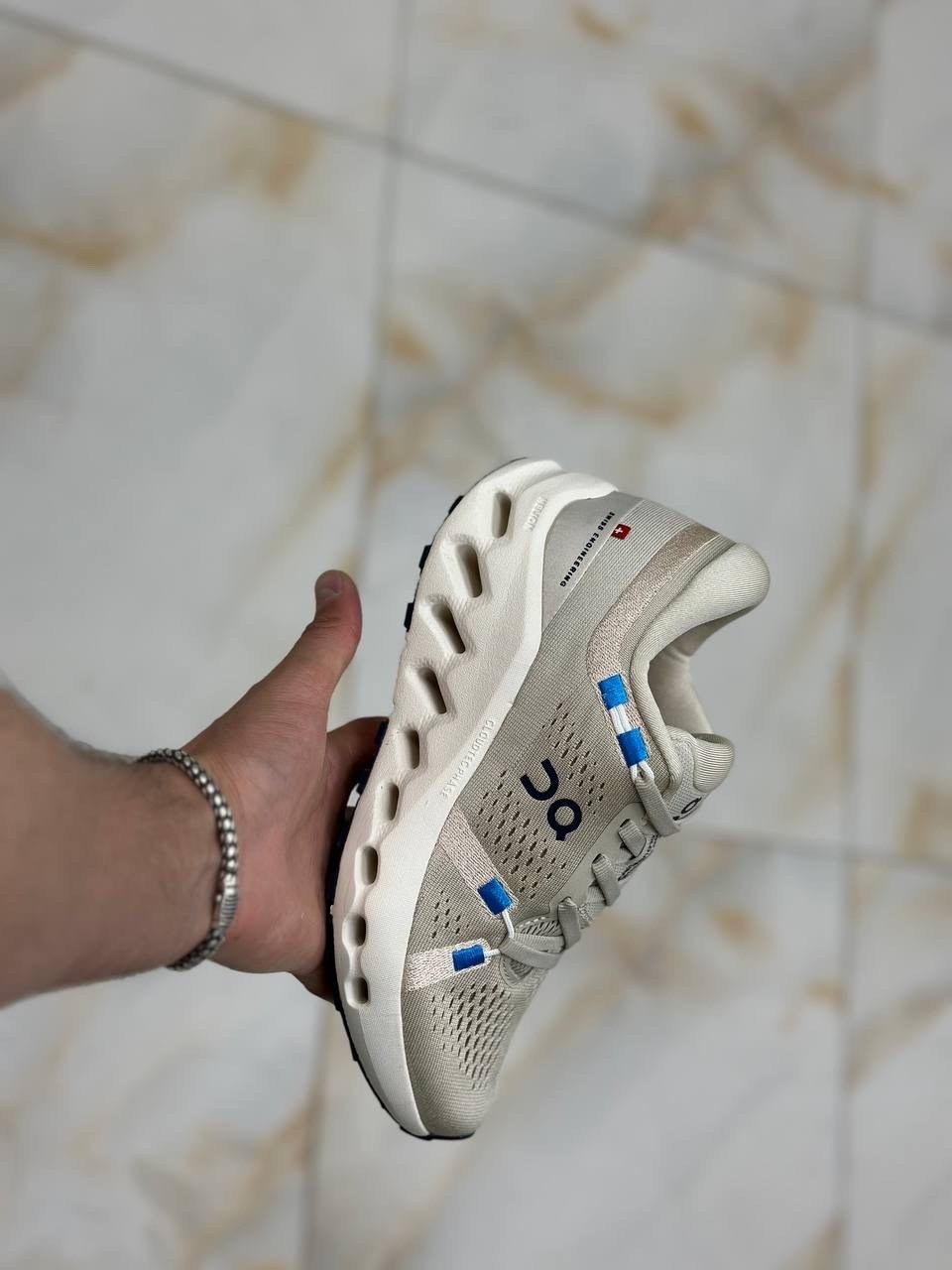 кроссовки,кроссовки женскиe,кроссовки on cloudmonster,оригинальные кроссовки, мужская кроссовки