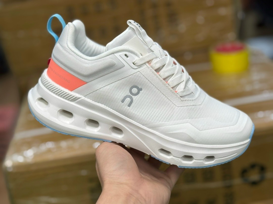 кроссовки женскиe,кроссовки брендовые,,кроссовки,кроссовки мужские женские