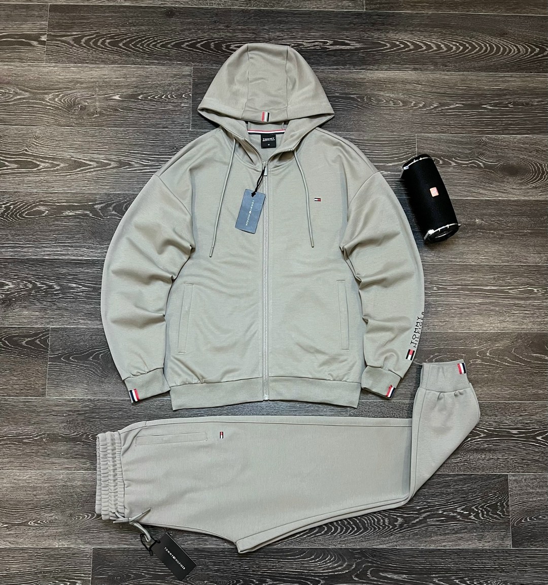 спортивный костюм tommy hilfiger,спортивный костюм томми хилфигер мужские,спортивный костюм томми хилфигер,мужской спортивный костюм на флисе tommy hilfiger,костюм tommy hilfiger мужской