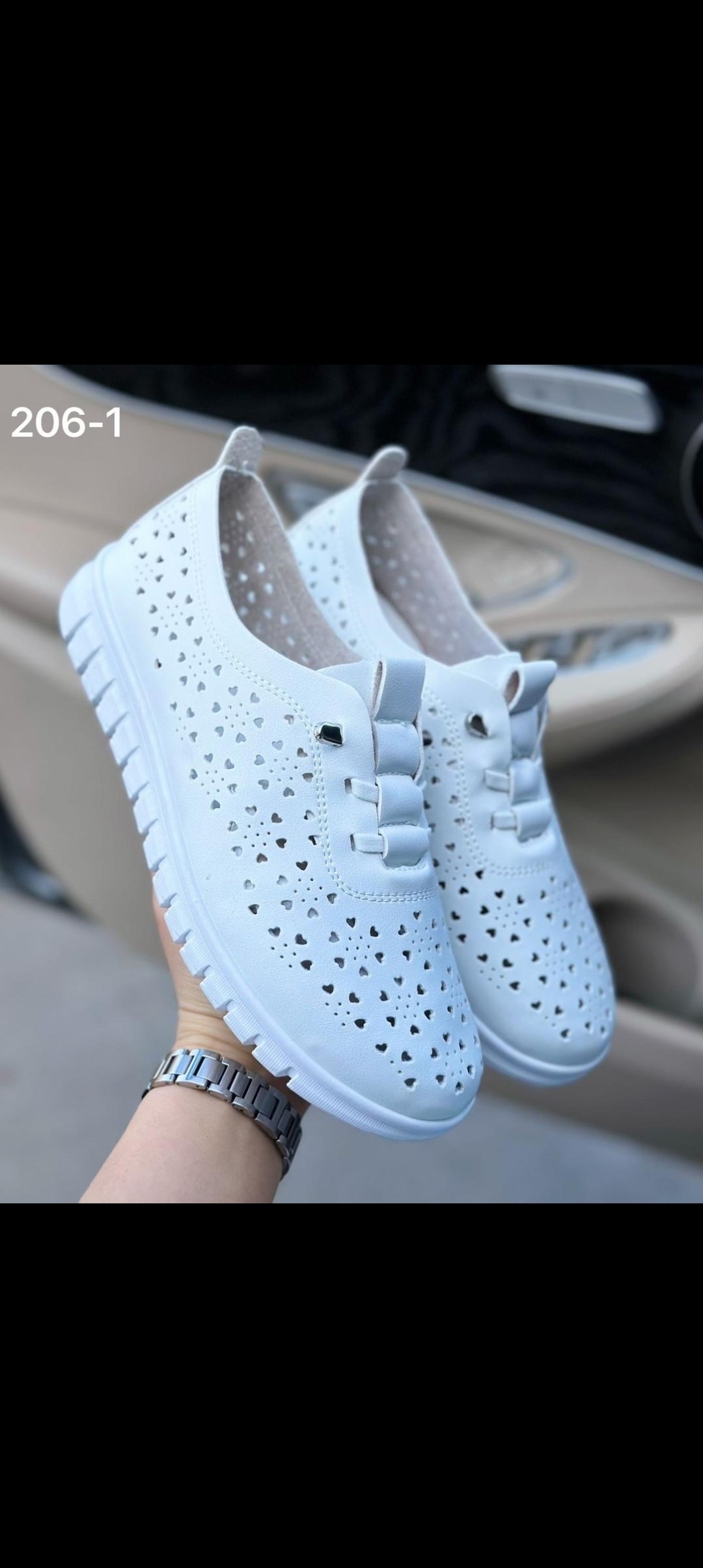 ,слипоны с перфорацией,слипоны женские,женская ,мокасины женские