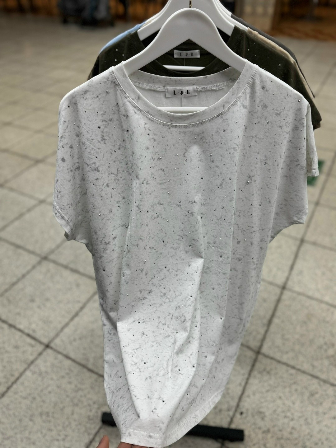 женская футболка,футболки женская оверсайз,летние футболки,футболка со стразами,футболка