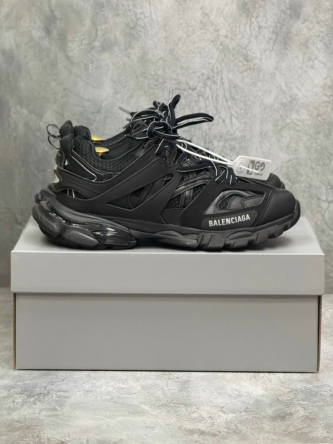 кроссовки balenciaga track,кроссовки balenciaga,кроссовки баленсиага трек черные,кроссовки баленсиага трек 1,баленсиага кроссовки черные track