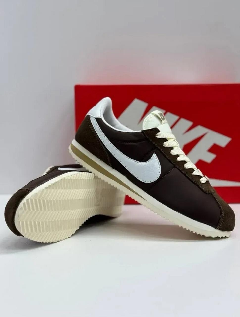 кроссовки nike classic cortez leather,кроссовки спортивные nike cortez,кроссовки замшевые nike cortez brown,кроссовки спортивные nike cortez nike коричневый,кроссовки nike cortez коричневые