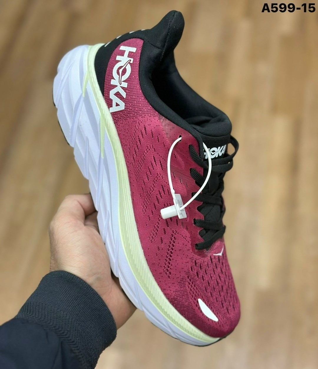 кроссовки женские hoka clifton 8,кроссовки женские hoka,кроссовки hoka one one,спортивные кроссовки женские hoka clifton 8,кроссовки hoka