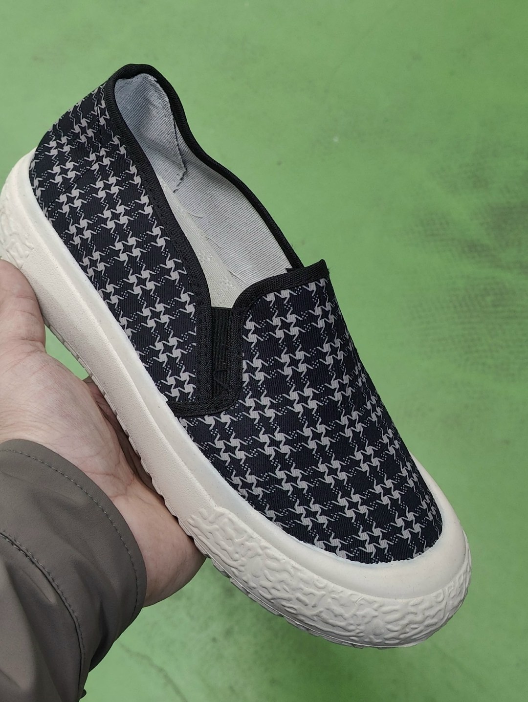 ,женские слипоны,слипоны для мальчика,слипоны мужские,слипоны спортивные