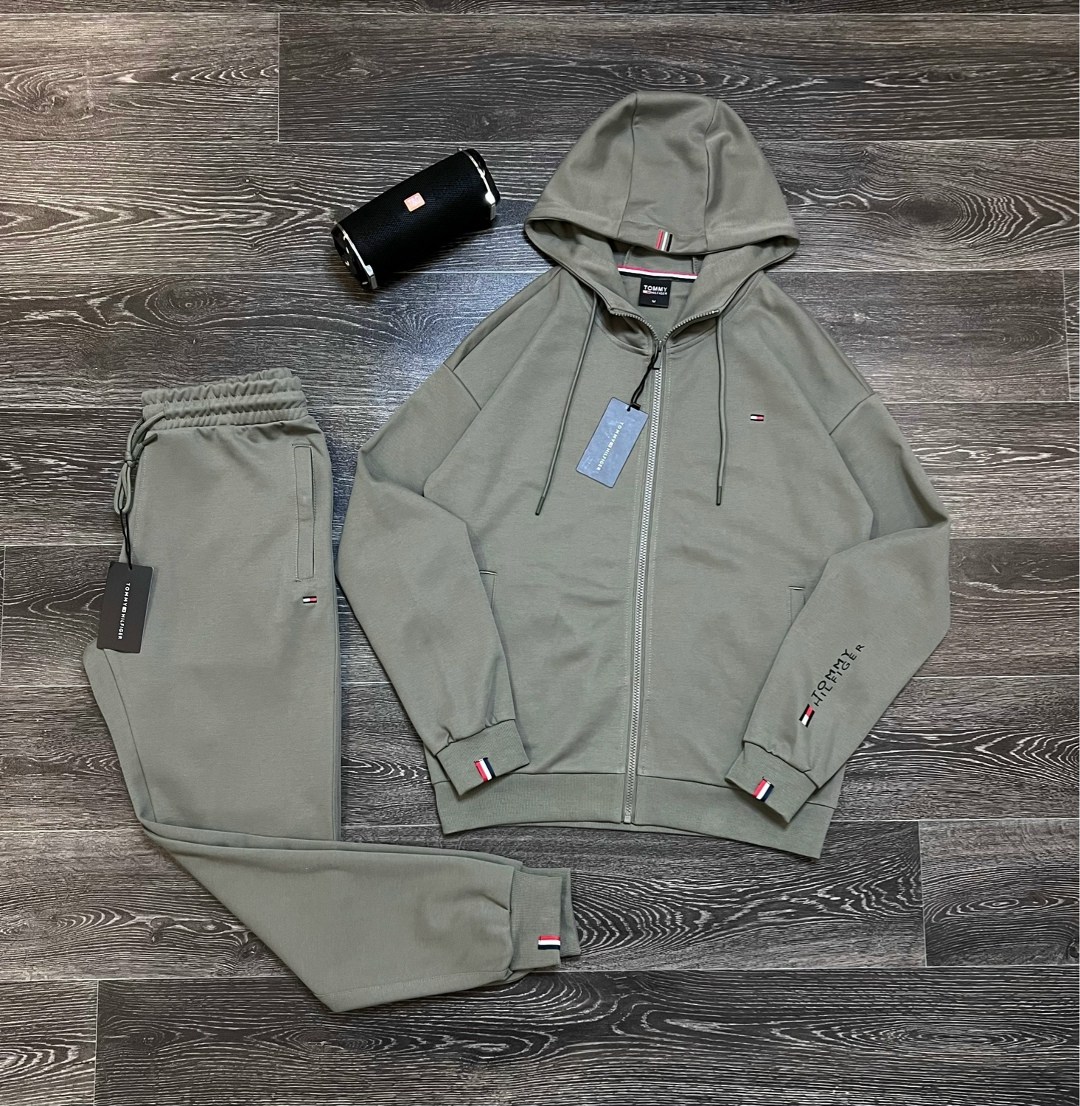 спортивный костюм tommy hilfiger,спортивный костюм томми хилфигер мужские,спортивный костюм томми хилфигер,мужской спортивный костюм на флисе tommy hilfiger,костюм tommy hilfiger мужской