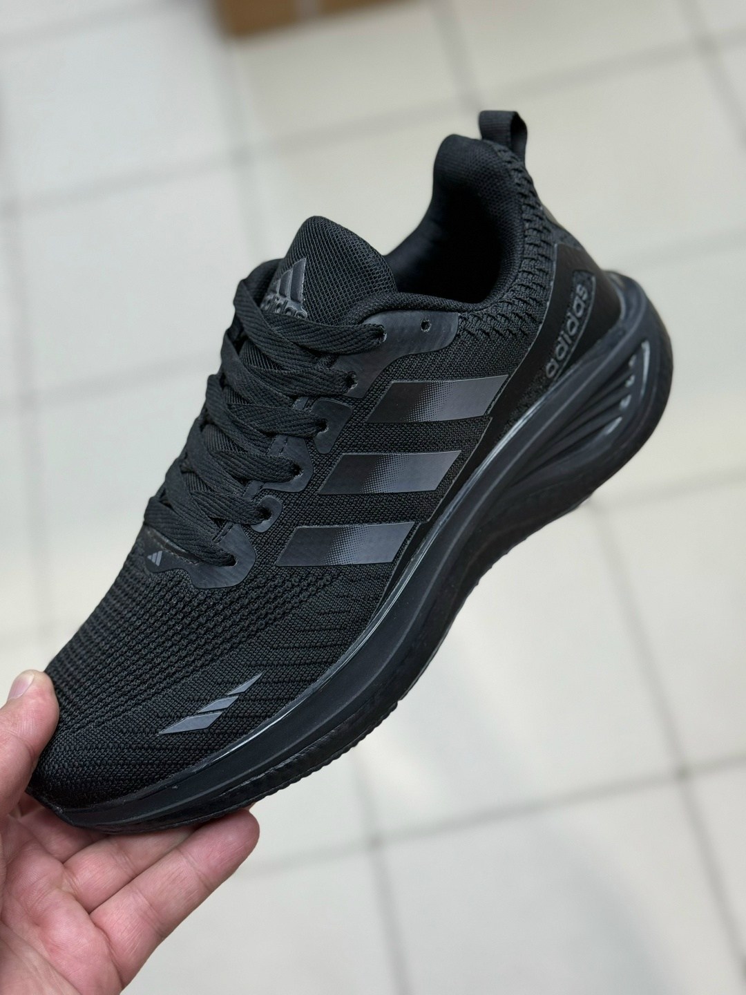 мужские кроссовки adidas,кроссовки adidas,мужские кроссовки,кроссовки,кроссовка