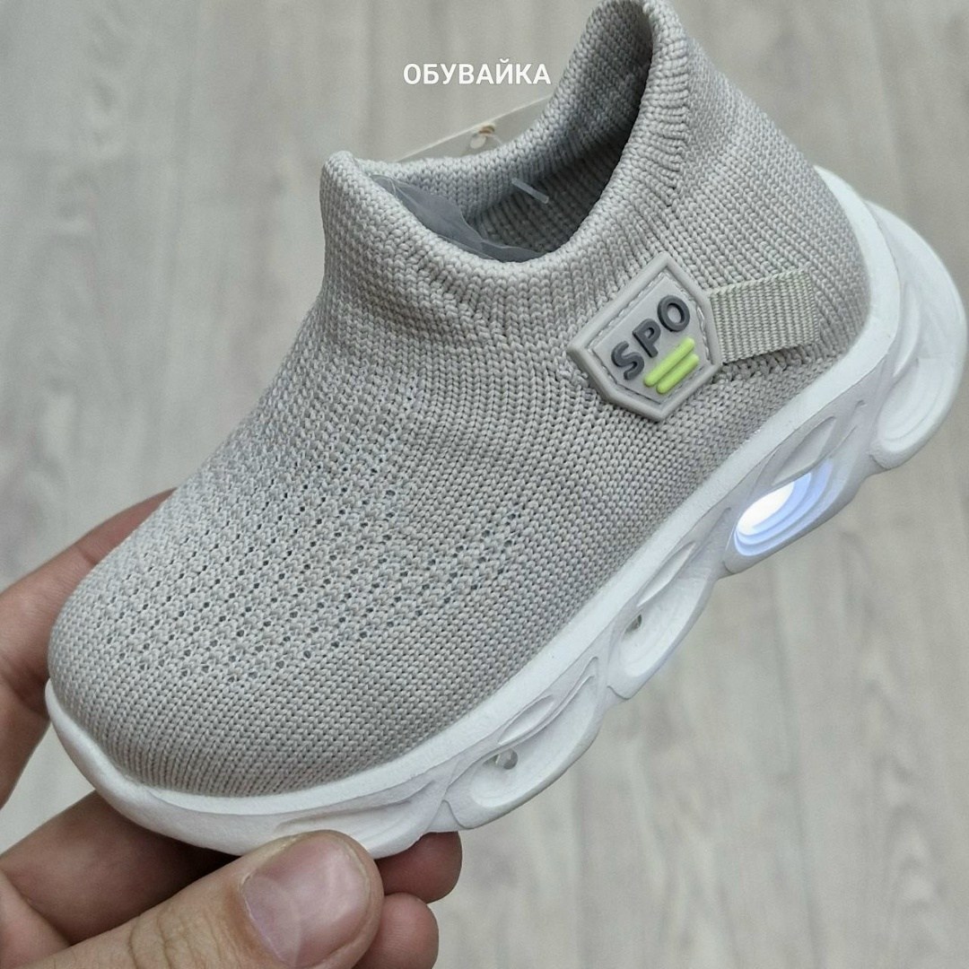 детские кроссовки,кроссовки,кроссовки для детей,кроссовки для девочек,кроссовки светящиеся