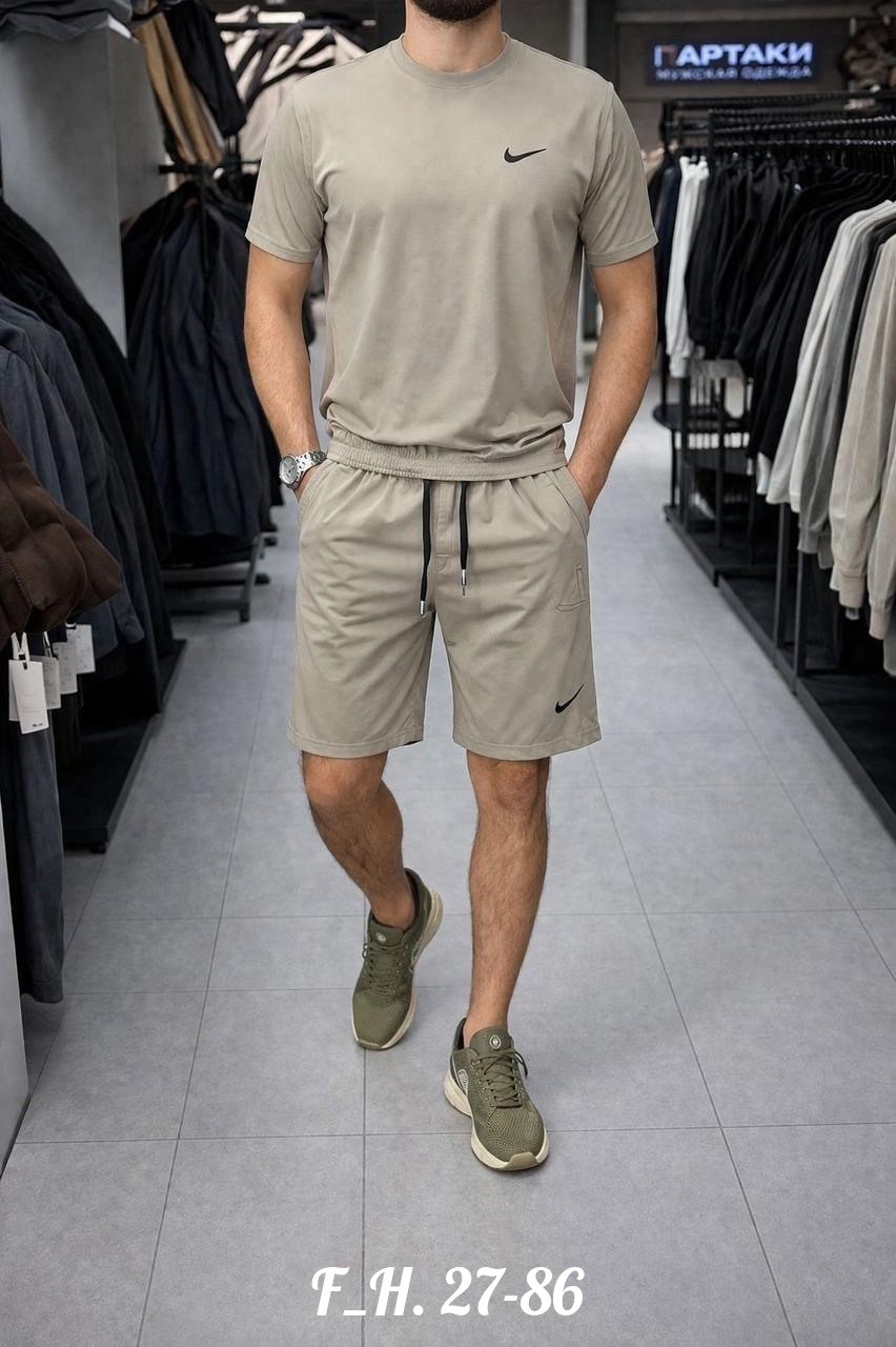 спортивный костюм летний с шортами и футболкой,мужской спортивный костюм с шортами и футболкой,летний костюм с футболкой и шортами,спортивные костюмы мужские,костюм с шортам