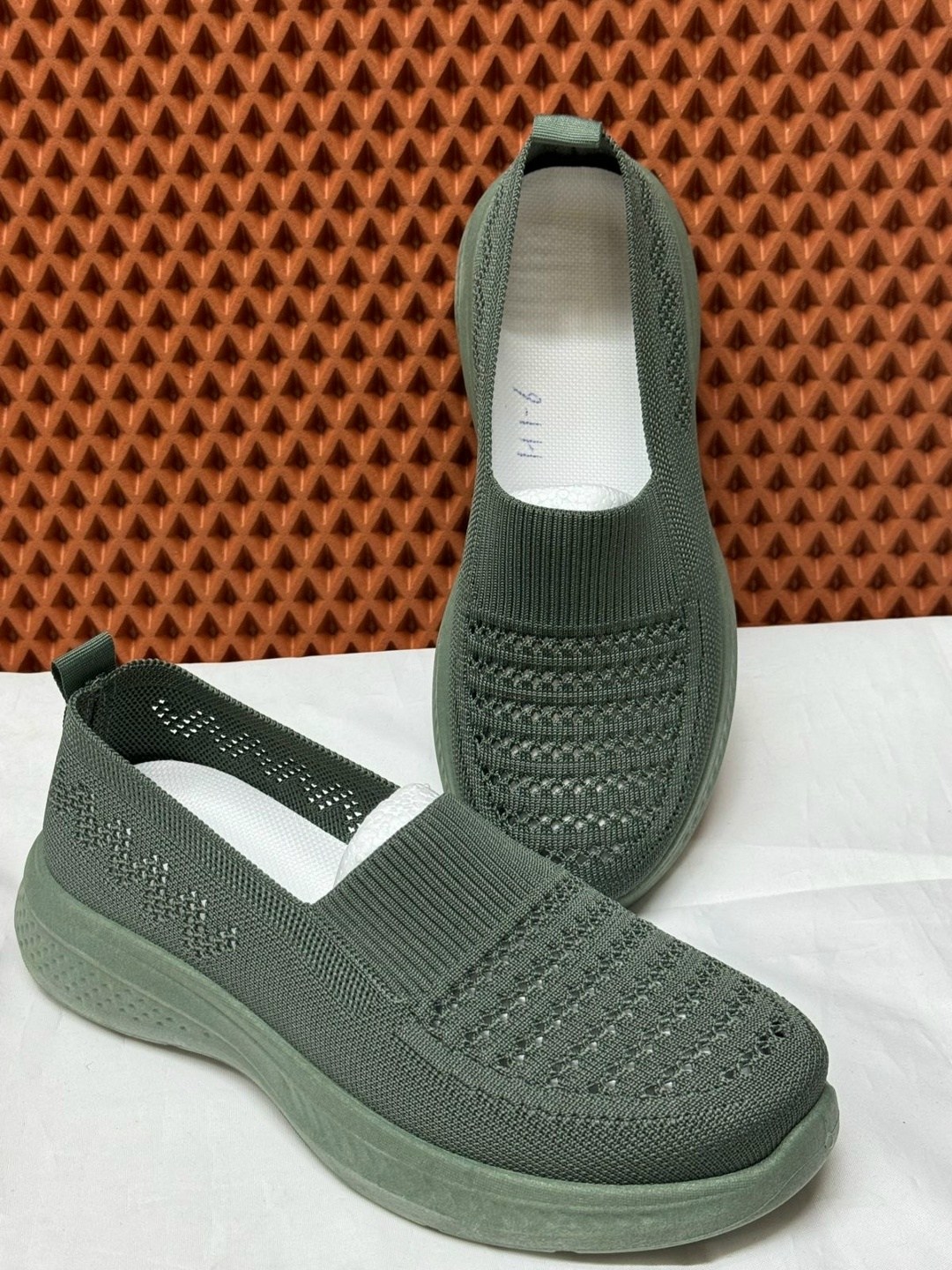 ,слипоны женские,слипоны летние,женская ,спортивная