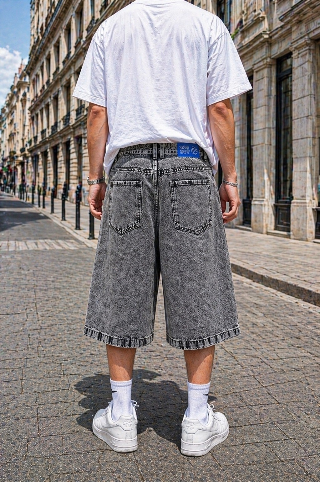 уличные мужские джинсовые шорты reddachic в стиле "шепот",мужские джинсовые шорты,шорты широкие,шорты мужские,длинные широкие шорты