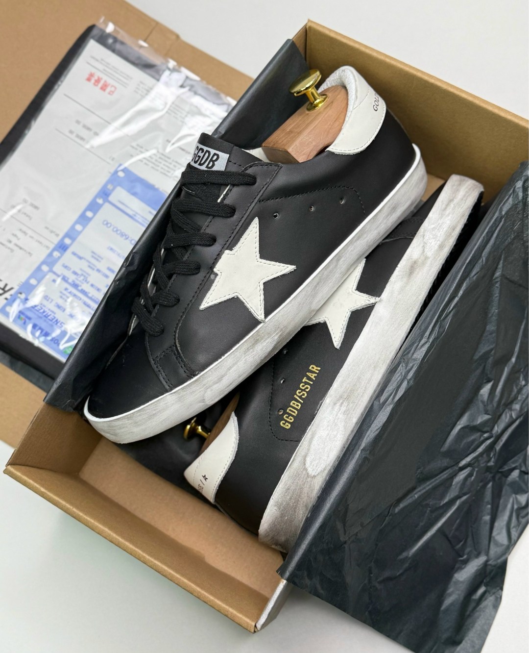 кроссовки golden goose superstar distressed black silver,кроссовки golden goose superstar black white,golden goose кеды hi star на платформе черный,golden goose deluxe brand черные кожаные кеды для же