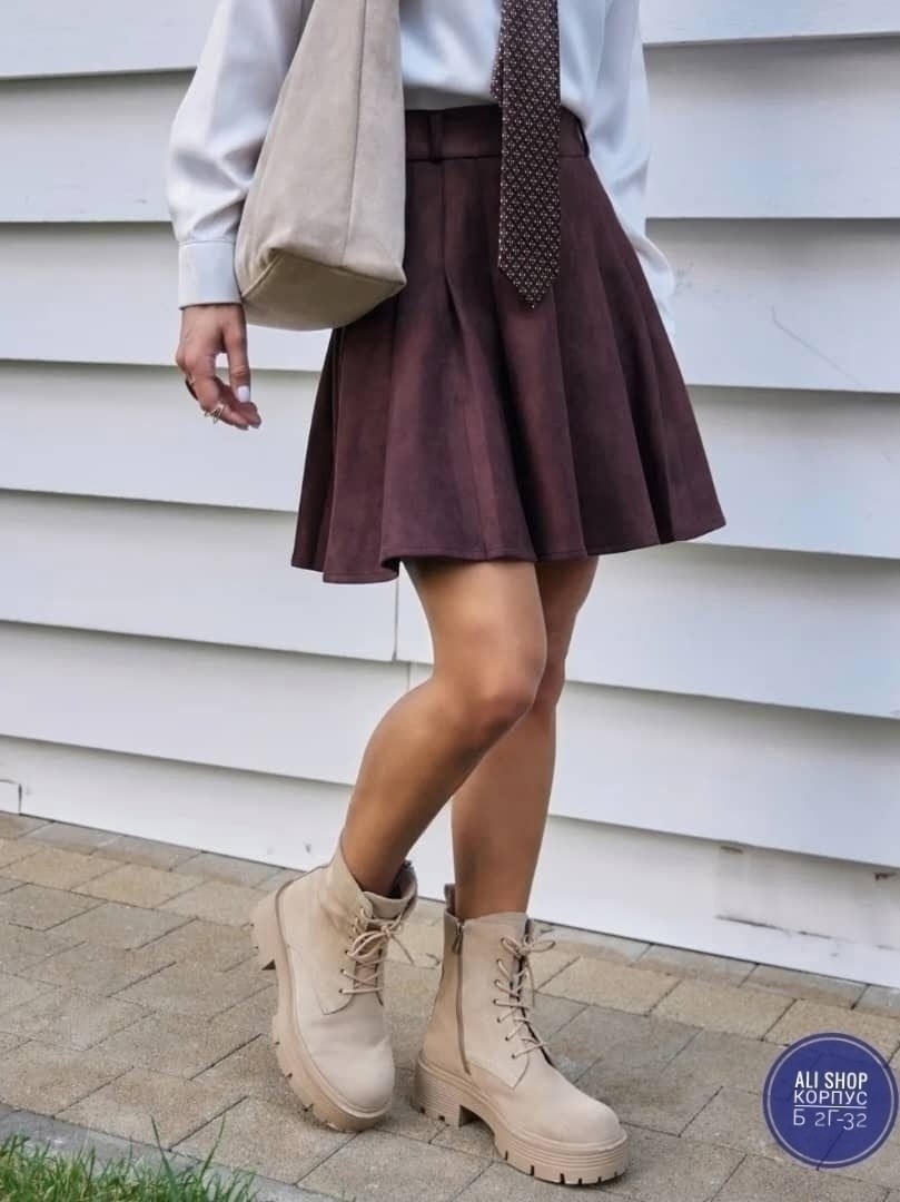 образ с юбкой,замшевая юбка,модная куртка,бордовая юбка
