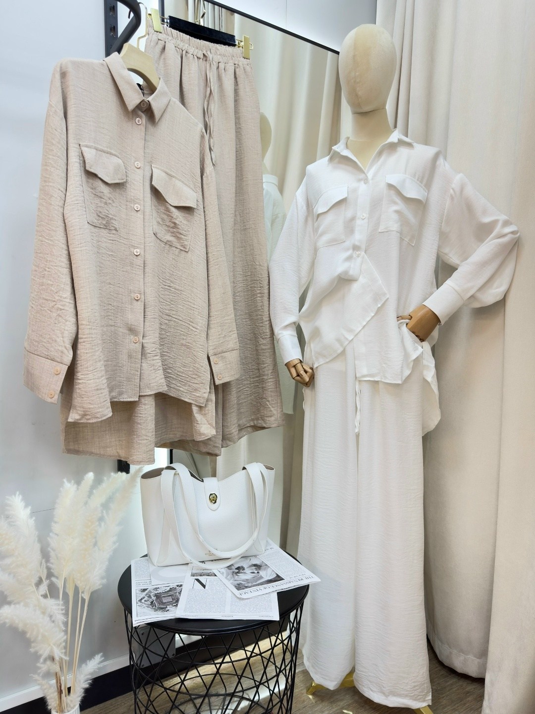 женский летний льняной брючный костюм двойка,льняной брючный костюм двойка с рубашкой,костюм льняной,брючный костюм,костюм льняной брючный