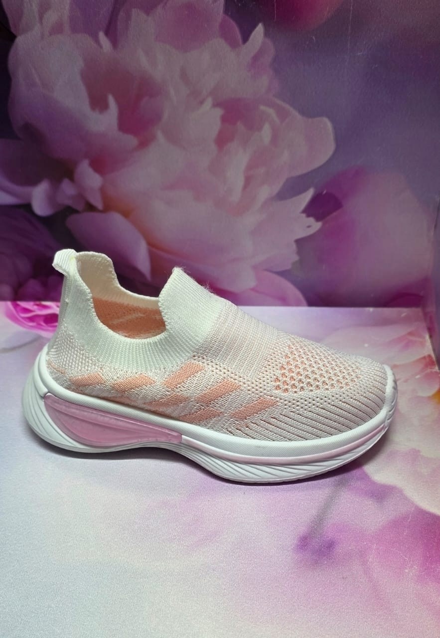 кроссовки,спортивная ,кроссовка,детские кроссовки,кроссовки модные