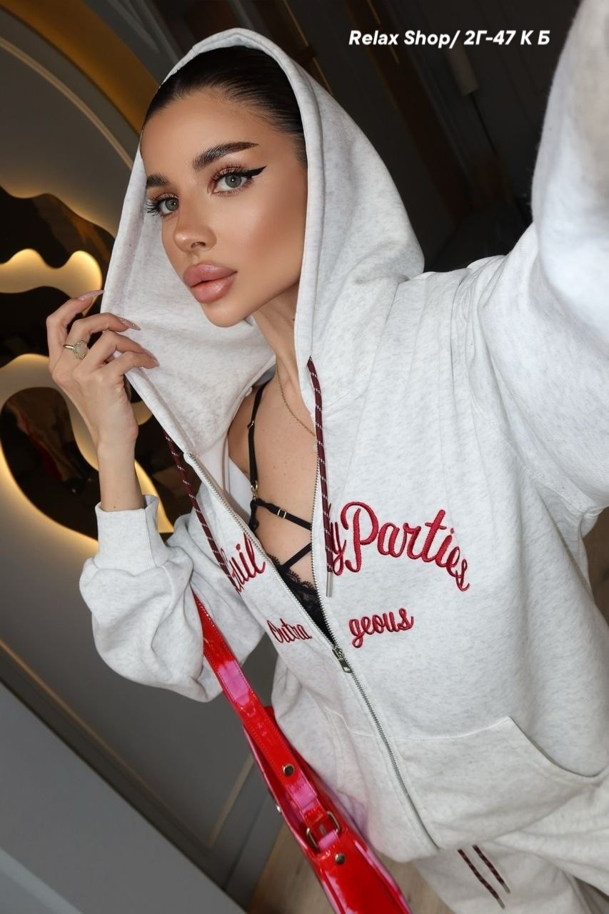 стильный костюм,костюм спортивный женский,женский костюм,костюм спортивный,костюм