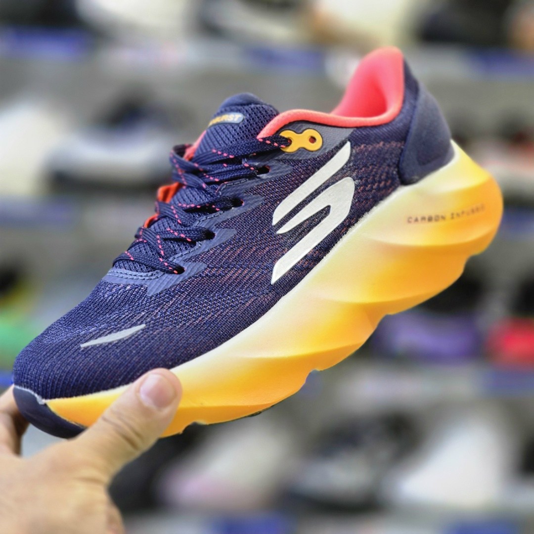 беговые кроссовки,кроссовки,кроссовки для бега,кроссовки skechers,повседневные кроссовки