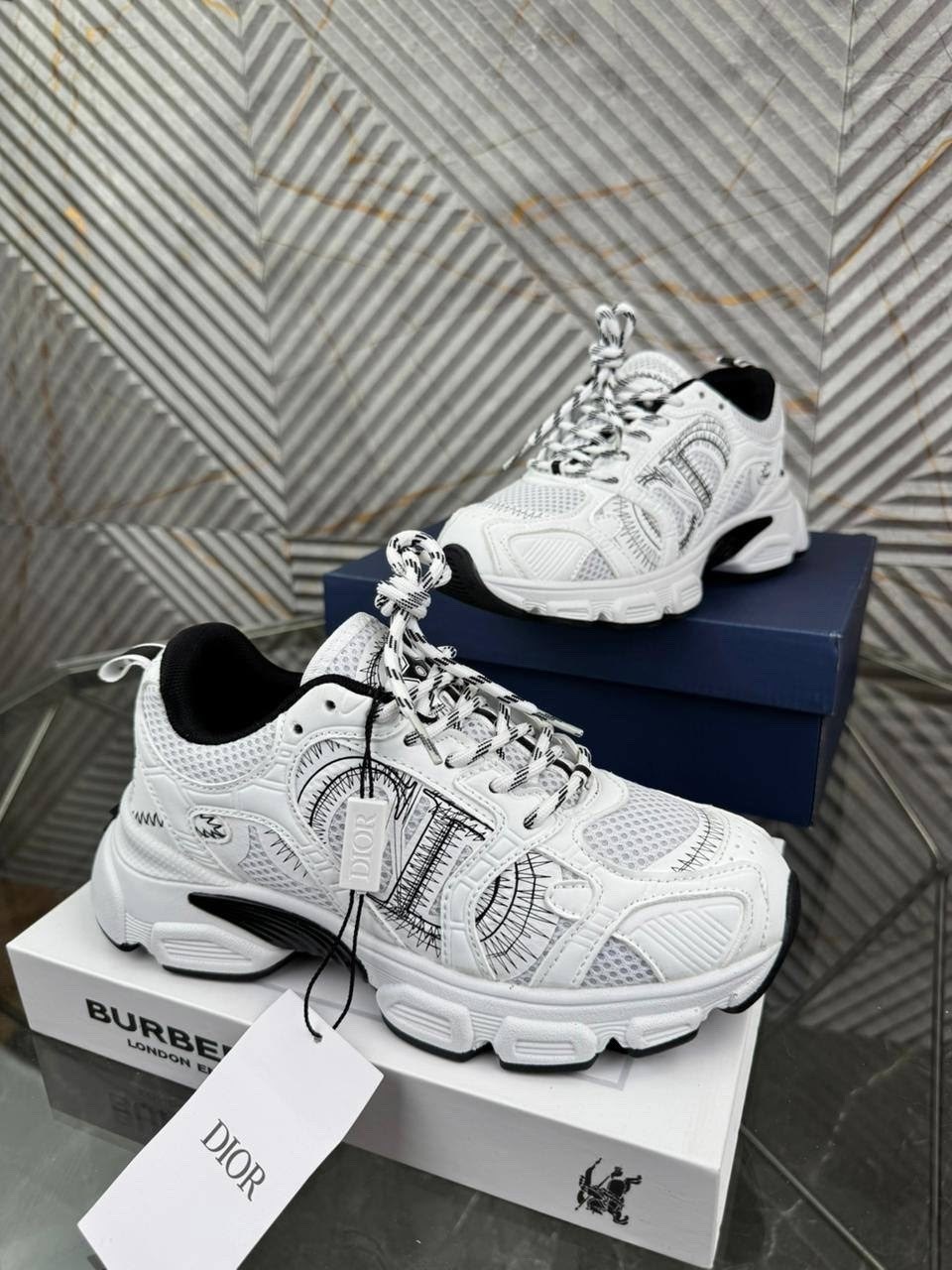 женские кроссовки dior chrono premium white grey,кроссовки christian dior,кроссовки dior,диор кроссовки,женские кроссовки