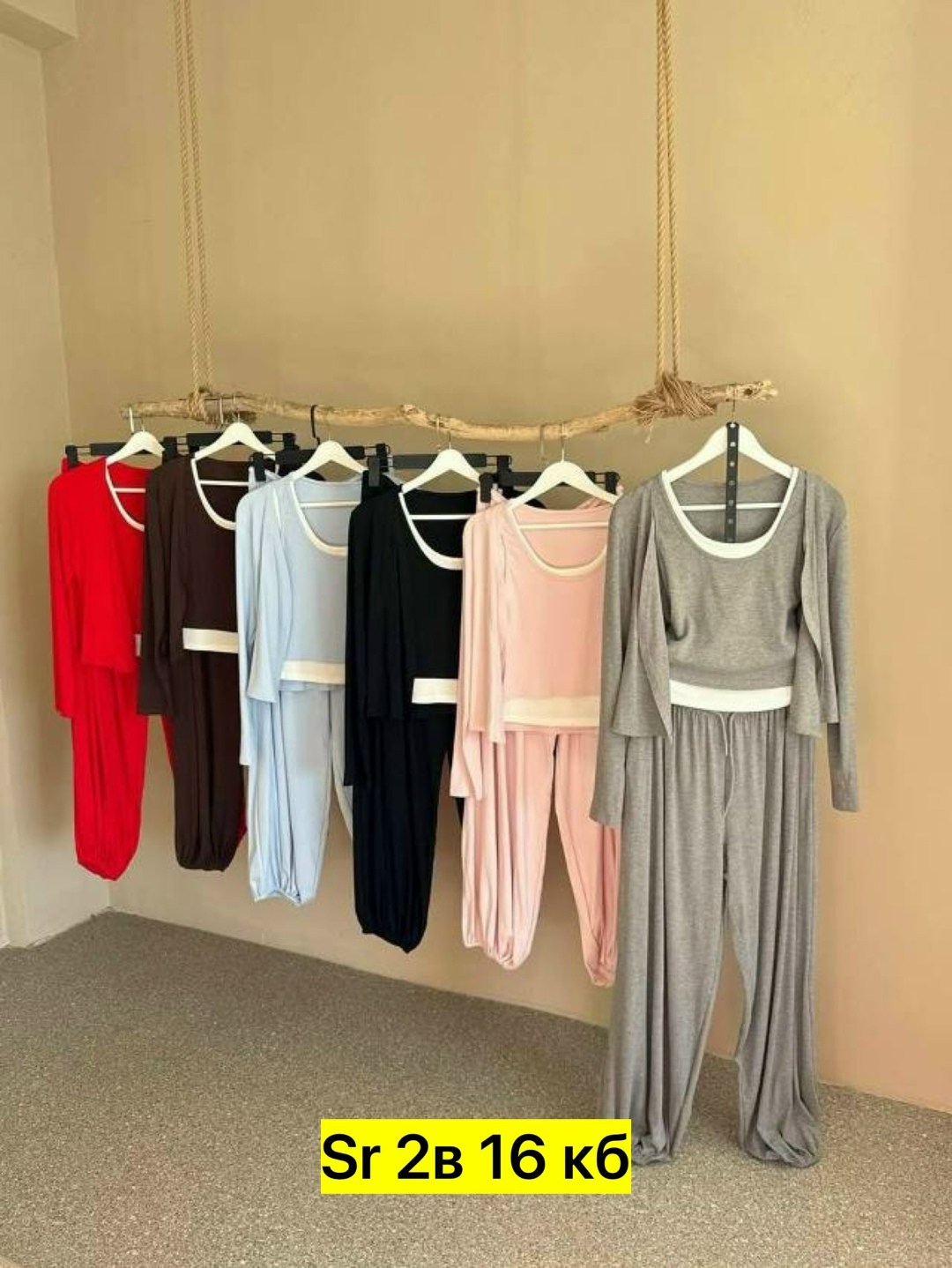 женский костюм,костюм тройка женский,костюм женский топ,костюм трикотажный женский,спортивные костюмы женские