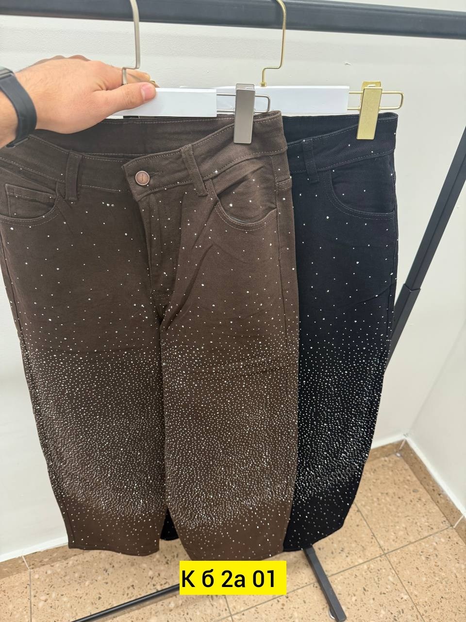 джинсы со стразами,брюки со стразами,джинсы со стразами женские,штаны со стразами,женские брюки со стразами