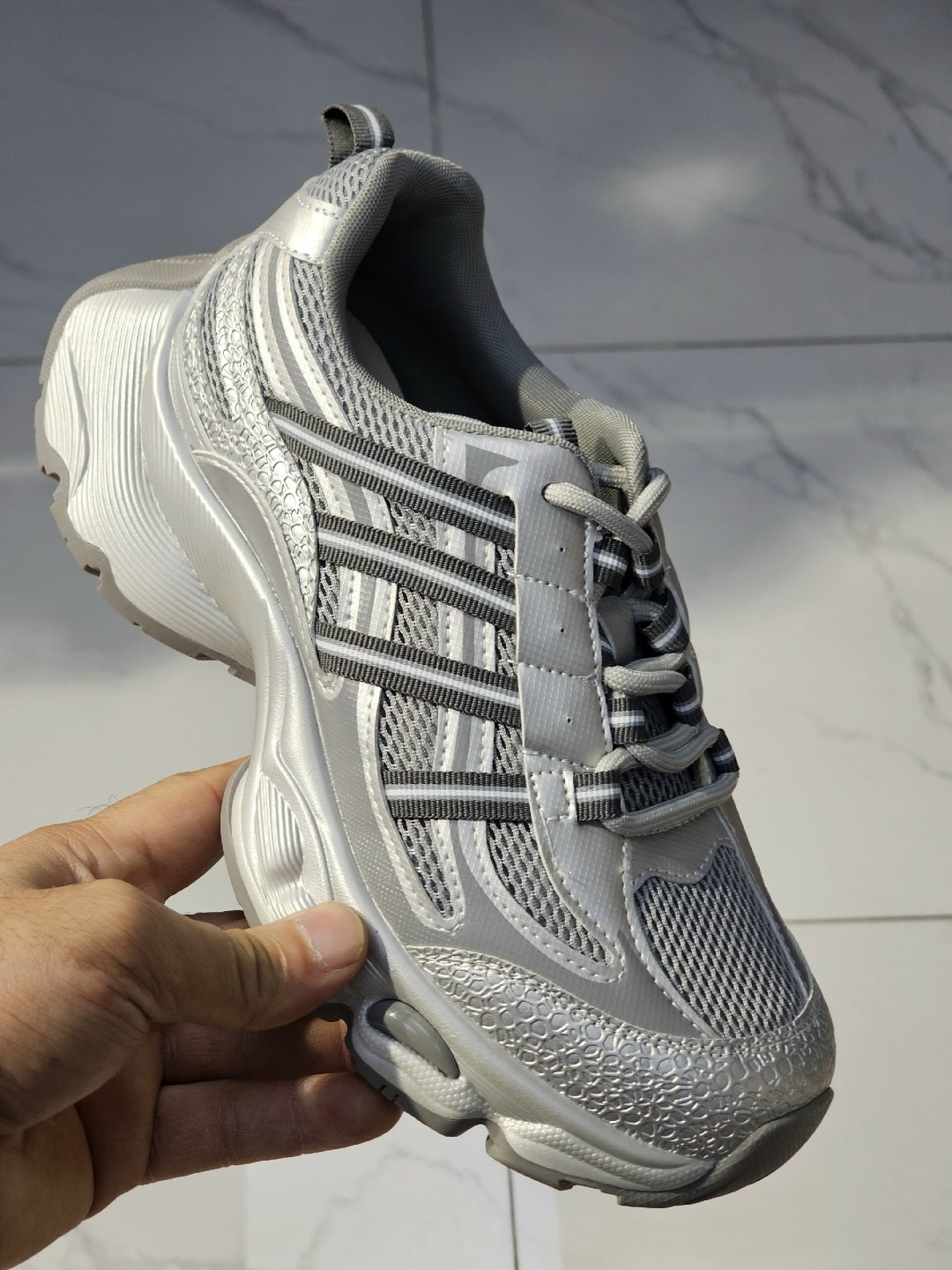 кроссовки женские,повседневные кроссовки,кроссовки универсальные,спортивная ,модные кроссовки