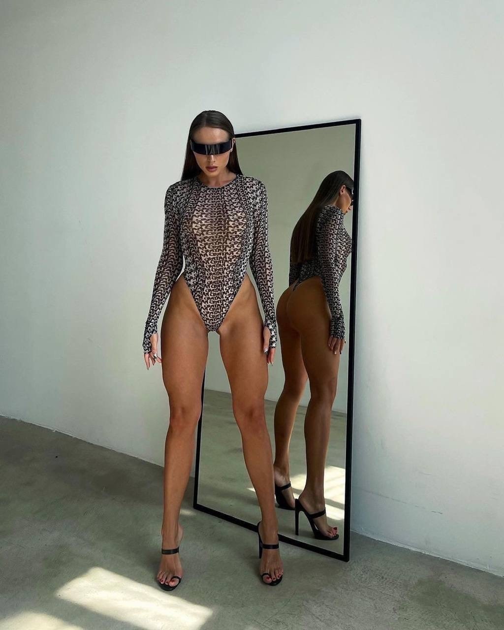 боди святая,женское модное боди с длинным рукавом и принтом,боди женский с длинным рукавом,боди прозрачное из сетки с длинным рукавом и принтом intrigue,женское боди с длинным рукавом и принтом в виде