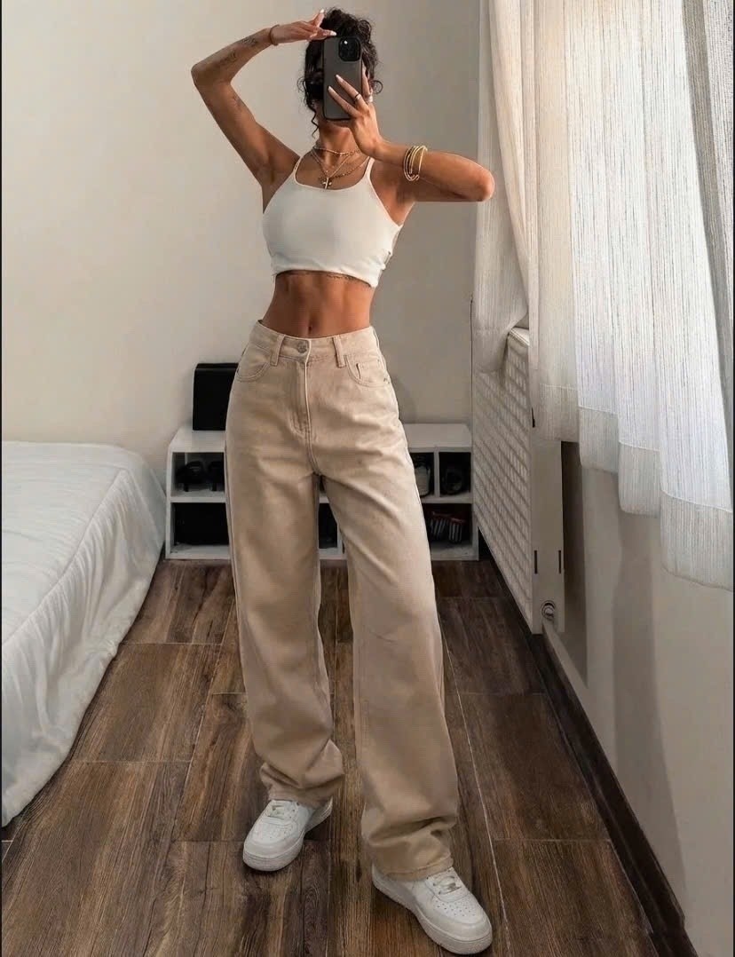 бежевые широкие джинсы,джинсы бежевые,брюки повседневные модные,широкие брюки,широкие женские джинсы