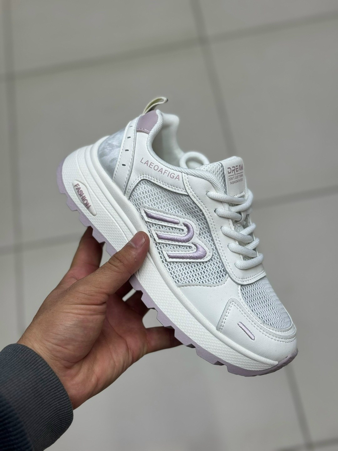 женские кроссовки,кроссовка,кроссовки мужские женские,кроссовки для женщин,